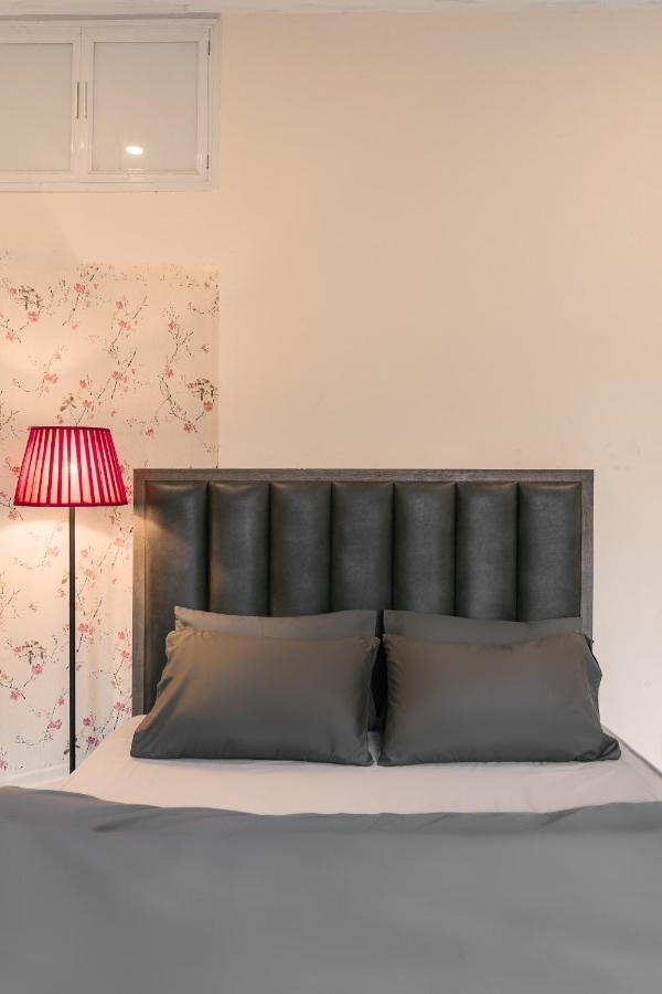 Delapong Homestay - 50M To Hoan Kiem Lake Hanoi Zewnętrze zdjęcie